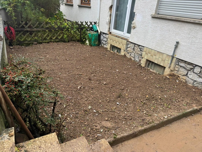 SH Garten & Landschaftsbau: Gartengestaltung, Pflasterarbeiten, Zaunbau, Baumfällarbeiten und mehr. Jetzt Angebot anfragen.